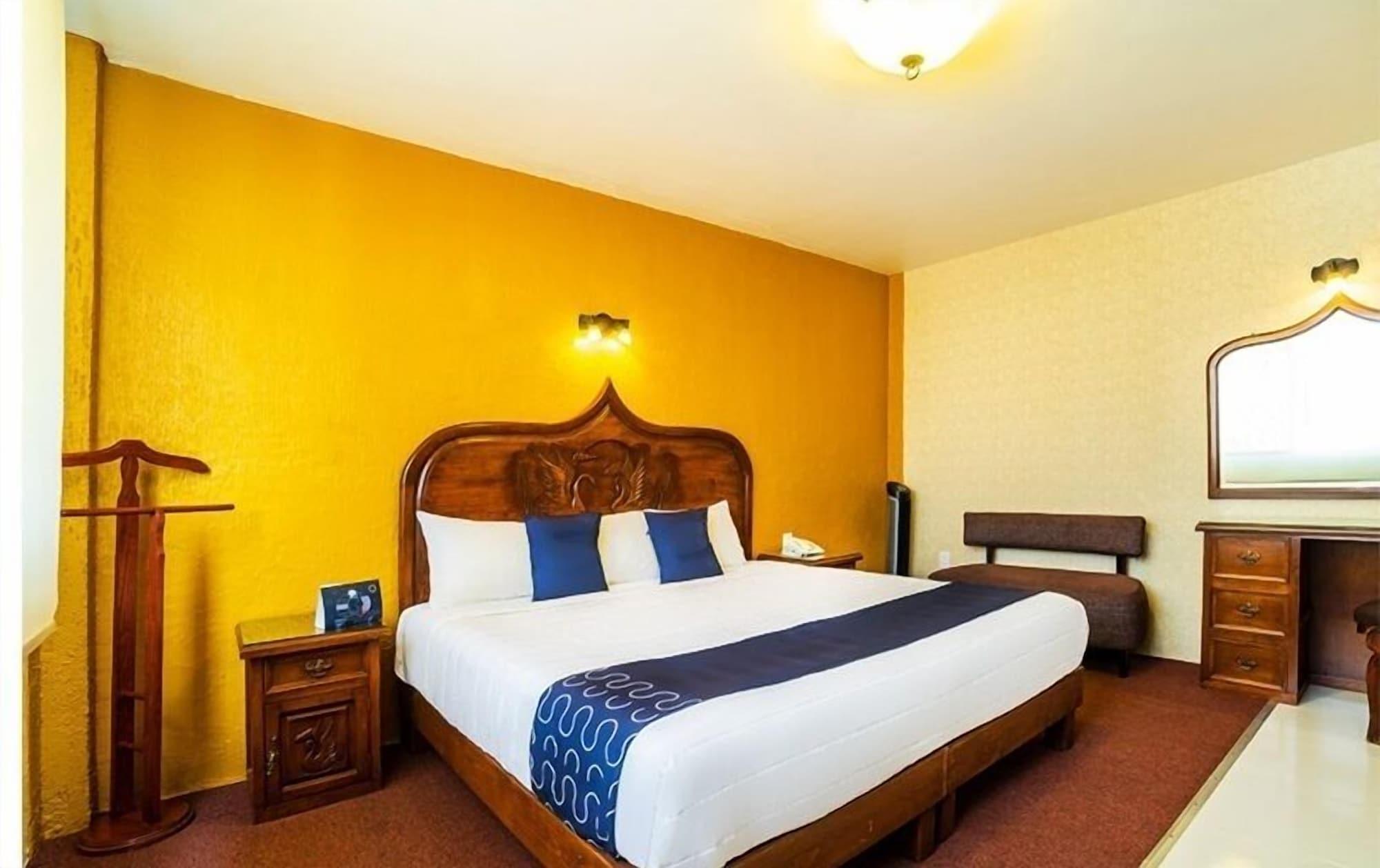 Hotel Hc Celaya  Exteriör bild