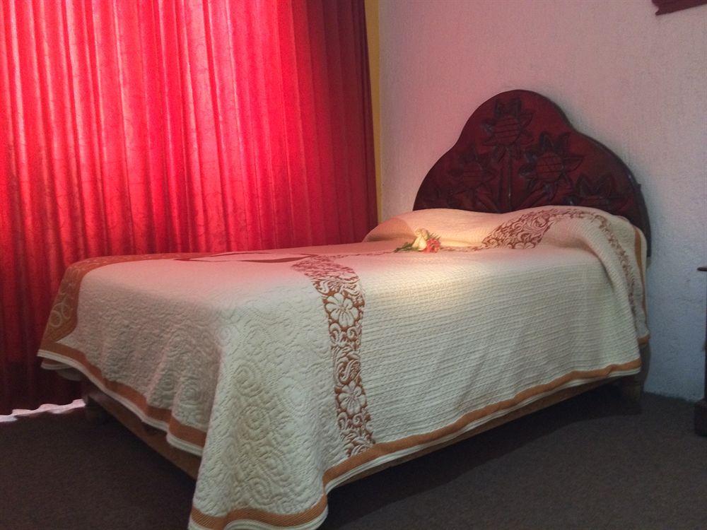 Hotel Hc Celaya  Exteriör bild